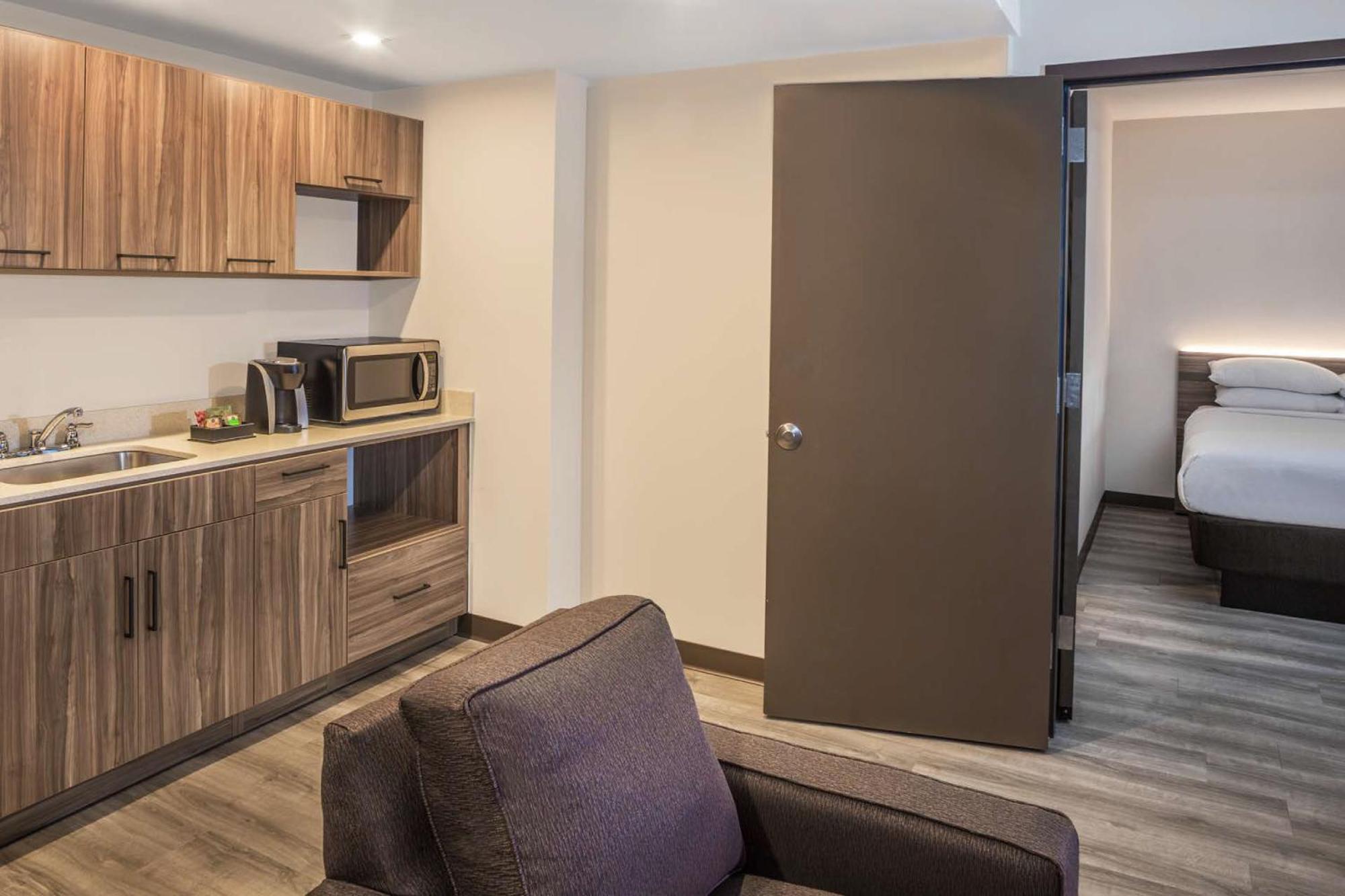 Отель Wyndham Garden Ft Lauderdale Airport & Cruise Port Дания-Бич Экстерьер фото